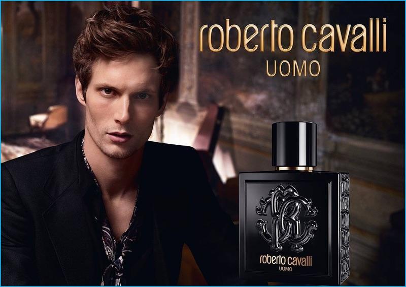 Uomo eau de toilette spray